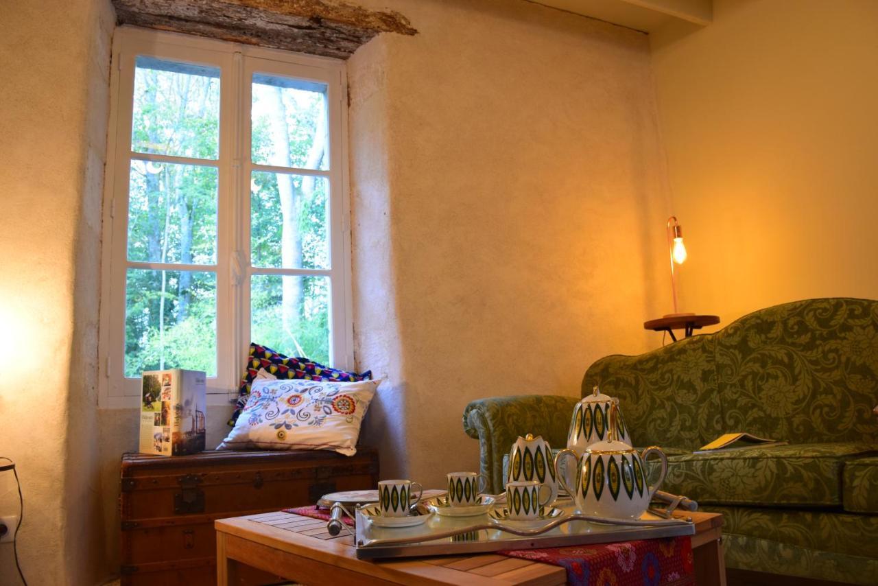Le Sanglier Hirsute Hotel Mezieres-en-Brenne Bagian luar foto